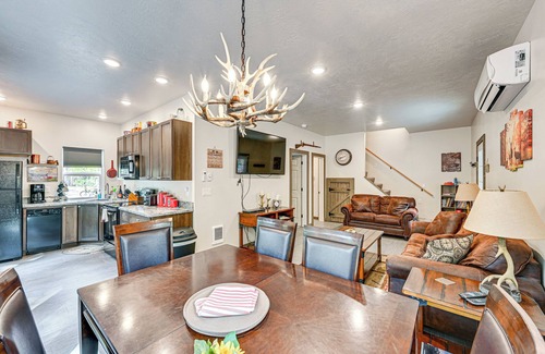 Darby Cabin | Pet-Friendly Darby Cabin: Steps from the River and Spa!
