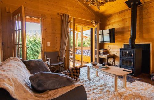 Karpenisi Ski Chalet | Idyllic Riverside Forest Retreat - Family-Friendly Chalet