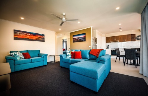 Urunga Other | Discover Riverside Holiday Resort Urunga with Pool & Dining
