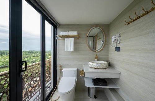 Dong Anh Hotel | Riverside Hotel Đông Anh