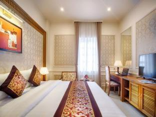 Dong Hoi Hotel | Enjoy Oceanfront Luxury at Riverside Hotel Quang Binh