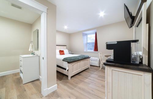 New Glasgow Hotel | Pet-Friendly Riverside Inn: Guest Rated 10/10 with Hot Tub