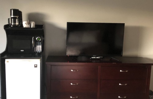 Dallas Hotel | Eco-Friendly Riverside Inn in Dallas with Breakfast Included