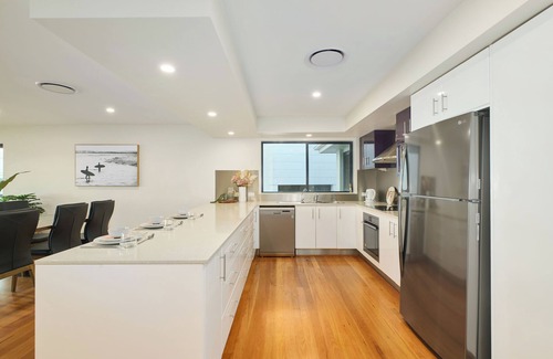 Port Macquarie House | Riverside Luxury : 4 BR, 2 BA in Port Macquarie , Sleeps 8