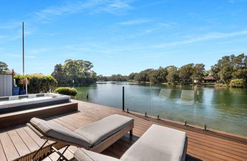 Sussex Inlet House | Riverside Manor