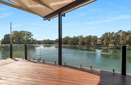 Sussex Inlet House | Riverside Manor