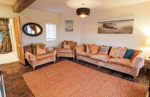 Evesham House | Riverside Manor