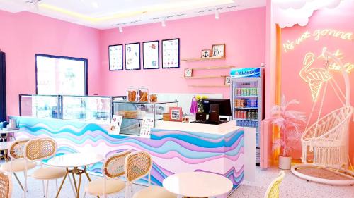 Ganh Dau Hotel | Riverside Mini Hotel Grand World Phu Quoc: Oceanfront Retreat