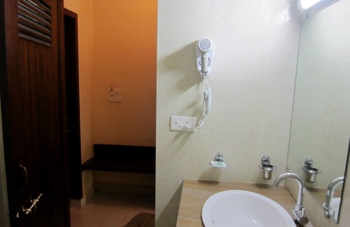 Baga Hotel | Riverside Regency Resort: Family-Friendly Getaway with Pool