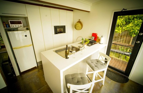 Cogra Bay Cottage | Peaceful Riverside Retreat for Your Perfect Getaway