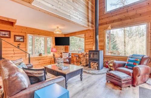 Zigzag House | Serene Riverside Sanctuary with Hot Tub & Family-Friendly Vibes