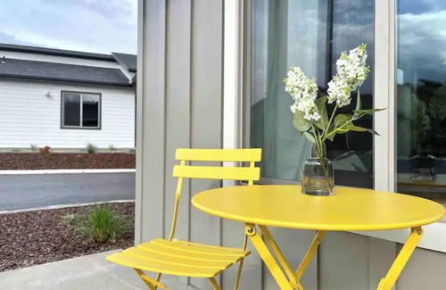 Coeur d'Alene House | Unforgettable Riverstone Village: Pet Friendly & Ocean View