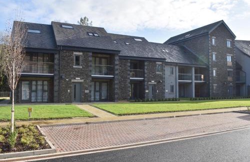 Backbarrow House | Riverview Apartment - Family-Friendly with 9.2/10 Rating