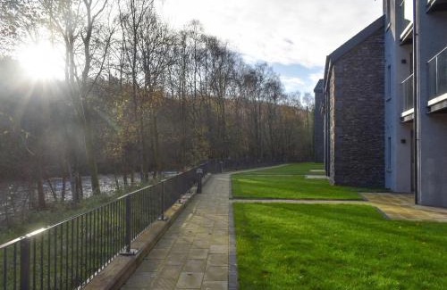 Backbarrow House | Riverview Apartment - Family-Friendly with 9.2/10 Rating