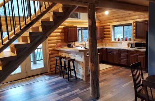 White Bird Cabin | Riverview Cabin Getaway on the Salmon River: A Nature and Outdoor Lover’s Dream