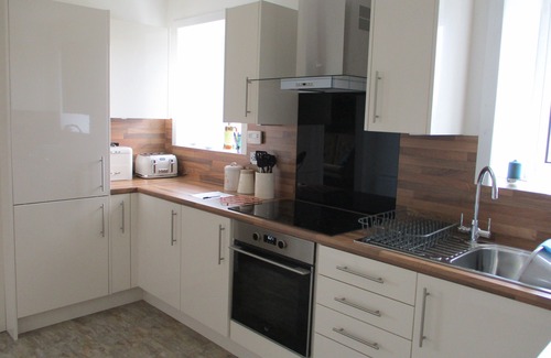 Isle of Lewis House | Idyllic Riverview Cottage Near Callanish Stones, Isle of Lewis
