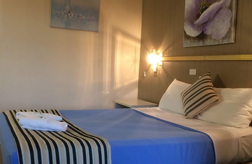 Taree Hotel | Comfortable Stay at Riverview Motor Inn with Pool & Breakfast