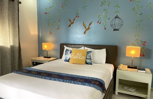 Calamba Hotel | Riverview Resort & Conference Center: Relax by the Pool