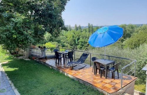 Salionze Apartment | Riverview67: Pet-Friendly Retreat with 9/10 Guest Rating
