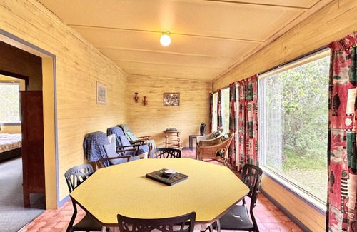 Wooli House | Riverwood: Pet-Friendly 3BR Retreat in Scenic Wooli