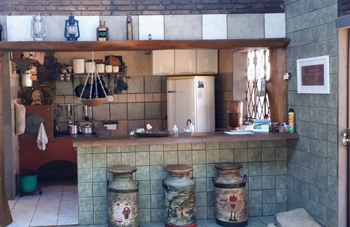 Paranapanema House | Riviera de Santa Cristina XIII: Ideal for Groups and Families