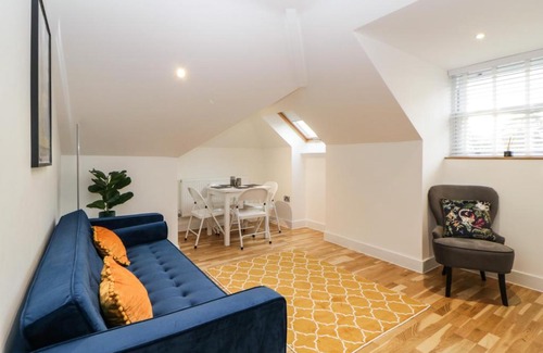 Roundham House | Riviera Heights: Family-Friendly Stay with 8.7/10 Review