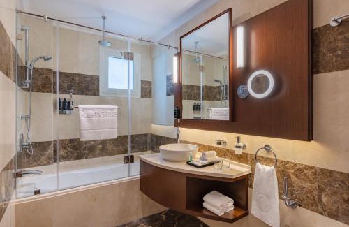 Doha Hotel | Relax at Riviera Rayhaan by Rotana Doha: 4-Star Escape