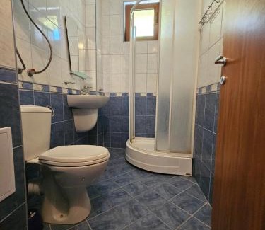 Golden Sands Apartment | Oceanfront Riviera Sea Village Apartments with Pool Access