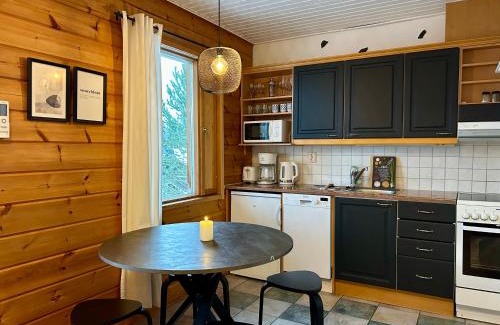 Nilsia House | Cozy Getaway at Kodikas Loma-asunto in Tahko's Heart