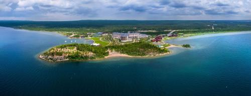 Schuchinsk Hotel | Discover Rixos Borovoe: 5-Star Retreat with Ocean Views