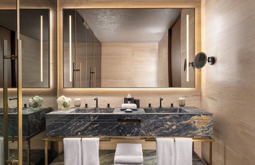 Beyoglu Hotel | Experience Rixos Tersane Istanbul with Pool & Family-Friendly Perks