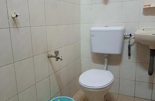 Sungai Siput House | Rizqi Homestay: Family-Friendly Stay with Wifi in Sungai Siput