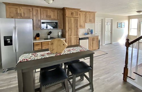 Emery County House | Cozy Room with Mountain View & Pet-Friendly Amenities