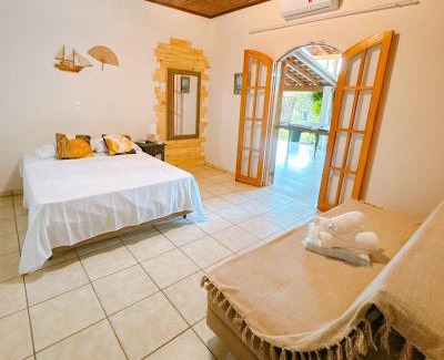 Jardim Carolina House | Inviting Casa Piscina Jardim in Ubatuba with Pool & Pets