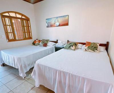 Jardim Carolina House | Inviting Casa Piscina Jardim in Ubatuba with Pool & Pets