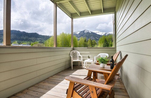 Moose Wilson Road Condo | RMR: Ground Level 2 BR with Mountain Views & Spa Access