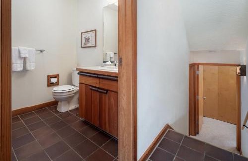 Moose Wilson Road Apartment | RMR: Wheatgrass 2212 Condo in The AspensWilsonWY