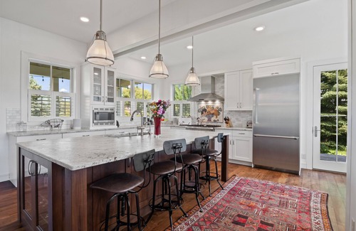 Wilson House | Relaxing Wilson Family Home with Spa, Yard and Scenic Views