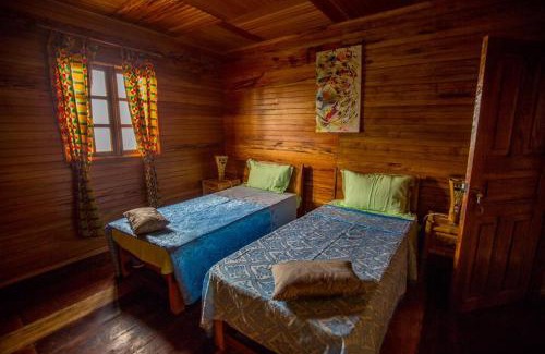Monte Cafe House | Inviting Roça Saudade Guest House with Great Amenities