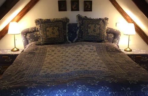 Sankt Margareten im Rosental Hotel | Idyllic Romantic Hut in the Rosental with Pool & Breakfast