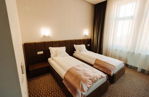 Blaj House | Budget-Friendly Roa Guesthouse: Child Friendly & 9.6 Rating
