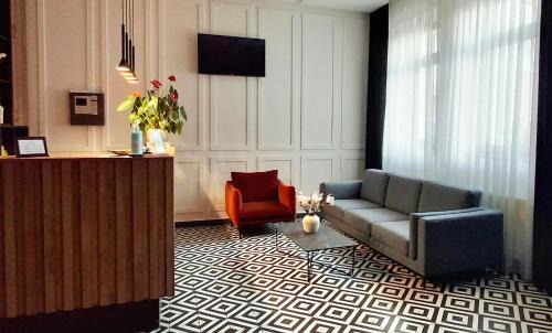 Blaj House | Budget-Friendly Roa Guesthouse: Child Friendly & 9.6 Rating