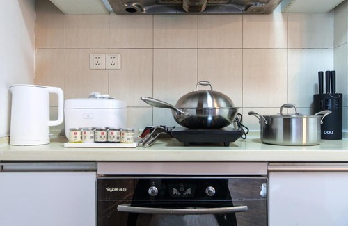 Jiang'an District Hotel | Pet-Friendly Retreat in Wuhan's Jiang'an District