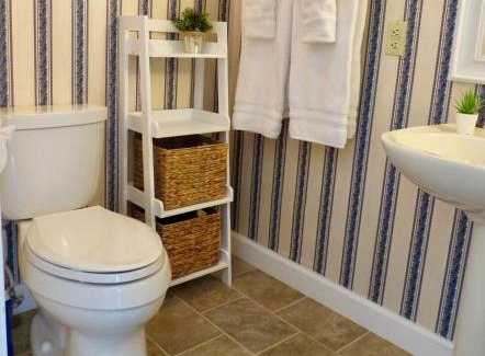 Mount Jackson House | Family Farmhouse Inn: Top-Rated Child-Friendly Retreat