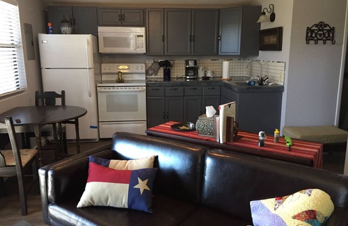 Wimberley Cabin | Pet Friendly Roadrunner Crossing: Guest Rated 10/10 Stay