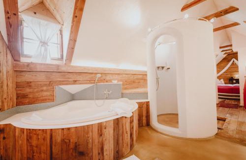 Pogier Hotel | Discover Roanwirt: Relaxation with Spa and Family Amenities