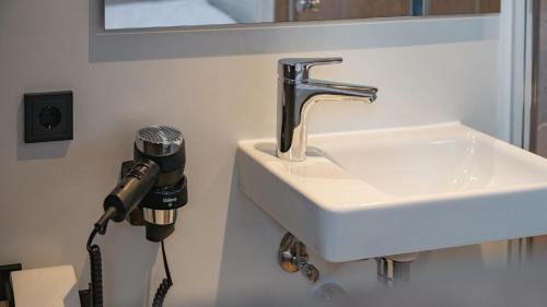 Theessen Hotel | Discover Roatel Möckern A2: Guest Rated 8/10 Quality Stay