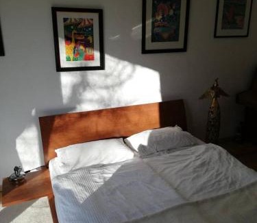 Langenfeld House | Discover Rob's Place: A 4-Star Guest Favorite Hotel