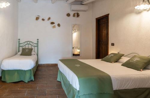 Agrigento Bed & Breakfast | Roba Degli Ulivi: Pet-Friendly Escape with Ocean Views