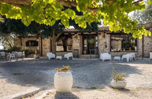 Agrigento Bed & Breakfast | Roba Degli Ulivi: Pet-Friendly Escape with Ocean Views
